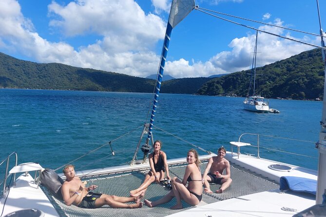Full-Day Catamaran Tour through Tayrona - The Santa Marta sunset stop: returning just in time