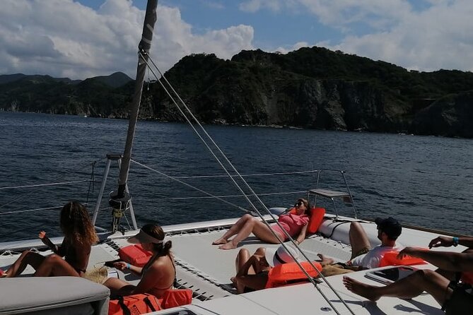 Full-Day Catamaran Tour through Tayrona - What to bring, and what might cost extra