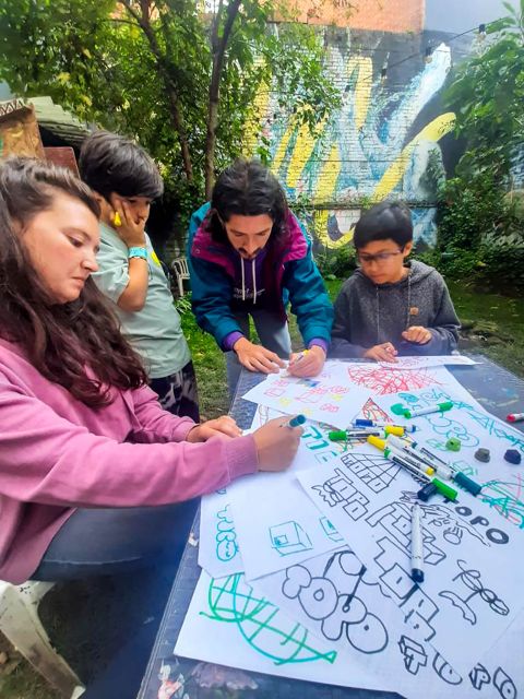 Fun Graffiti Workshop: The Art of Aerosol and Color - What to wear (because spray color can drip)