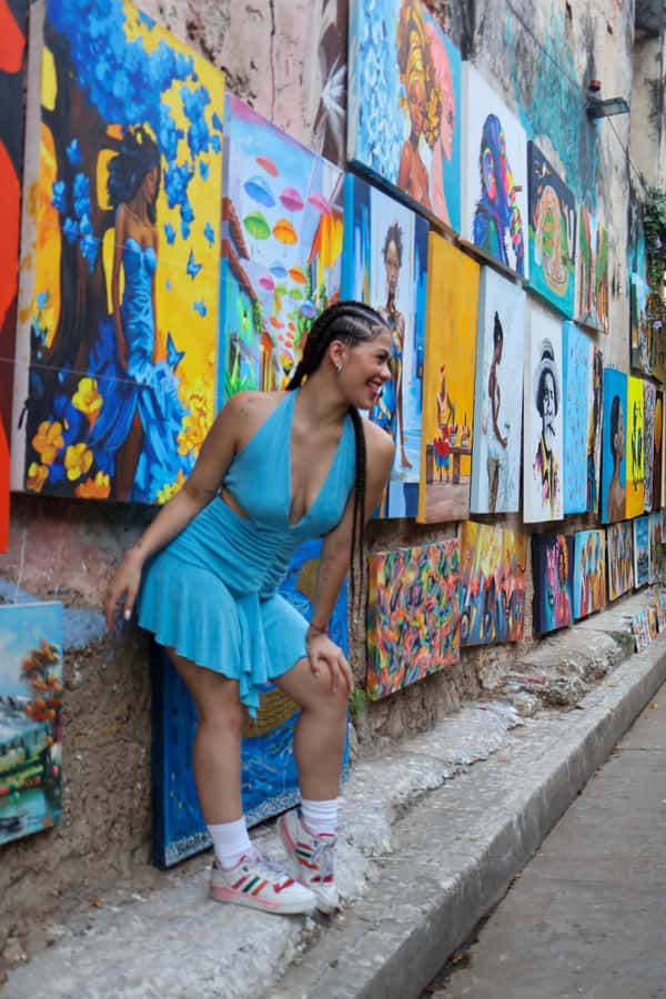 Gastronomic tour and professional photos in the old city - Centenario Park Photo Stops: Getting Better Photos Without Overthinking