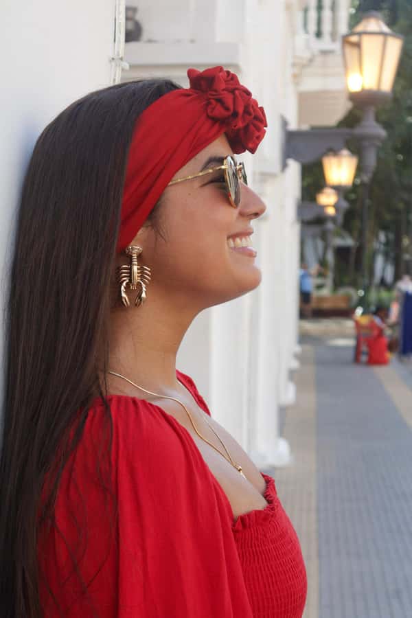 Gastronomic tour and professional photos in the old city - Calle de Las Sombrillas: Where the Street Looks Like a Set