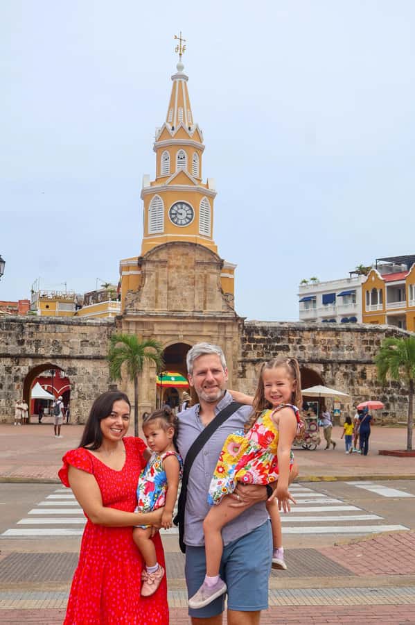 Gastronomic tour and professional photos in the old city - Starting at Torre del Reloj, Then Letting the Route Guide You