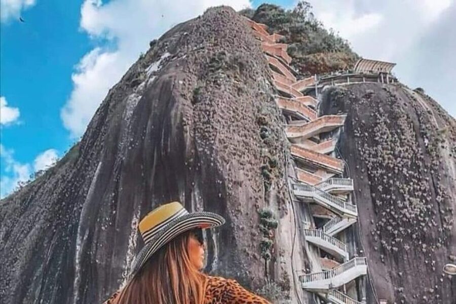 Guatape and El Peñol Rock Tour: Private or Shared - Private vs shared: what you gain, what you skip, and who each one fits