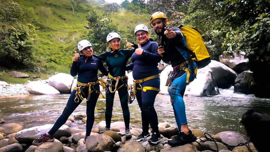 Guatapé Canyoning Adventure: Crystal Waters and Wildlife - From the main park to the canyon, timing and the 30-minute hike
