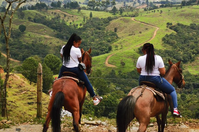 Guatape & Horse Ride & El Peñol Rock & Quaint Town From Medellin - Riding through nature: calm paths or wilder trails