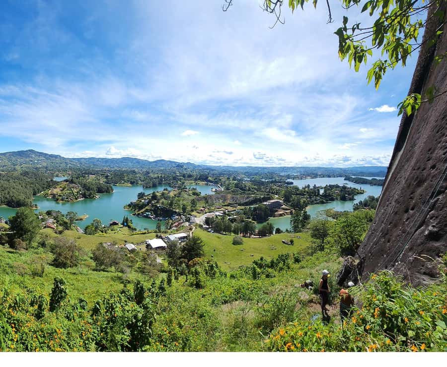Guatapé: Iconic rock climbing for beginners and experts. - Key highlights at a glance
