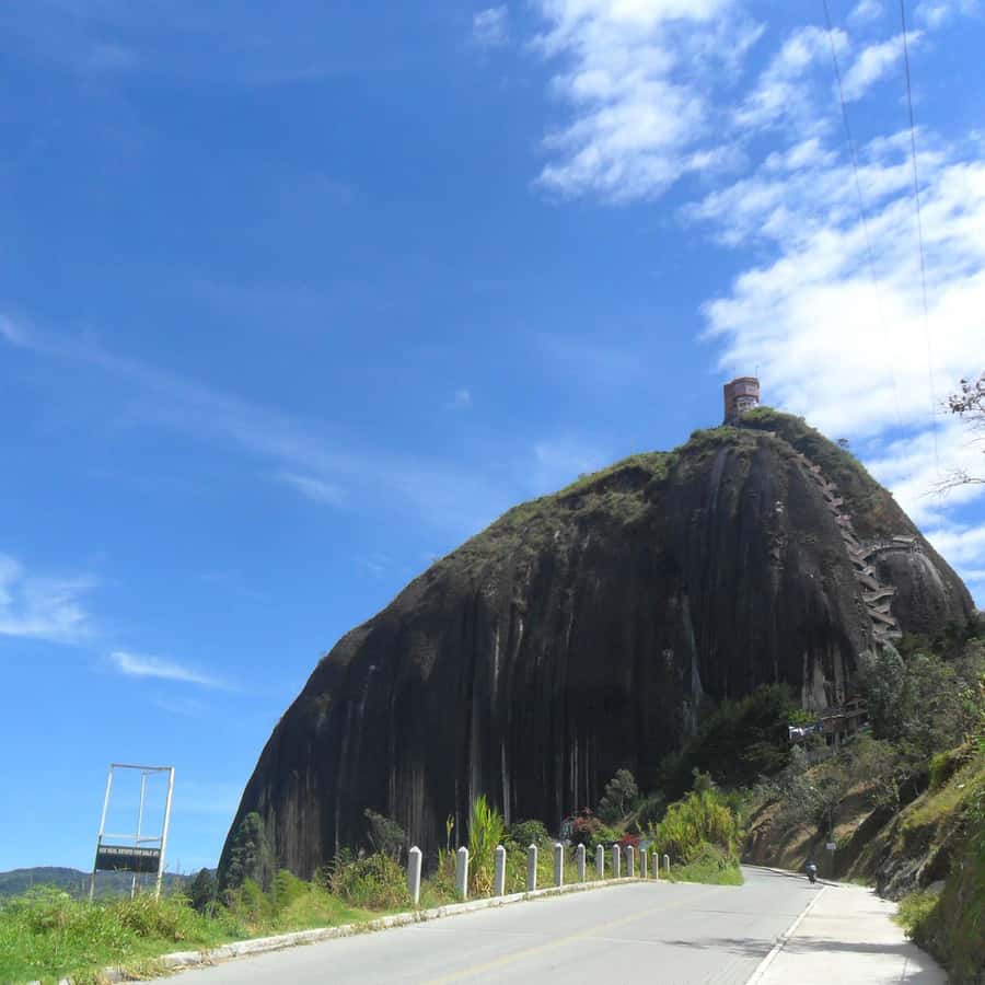Guatapé & Peñol Rock Day Group Tour - Rionegro First Stop, a Useful Warm-Up Before the Big Views