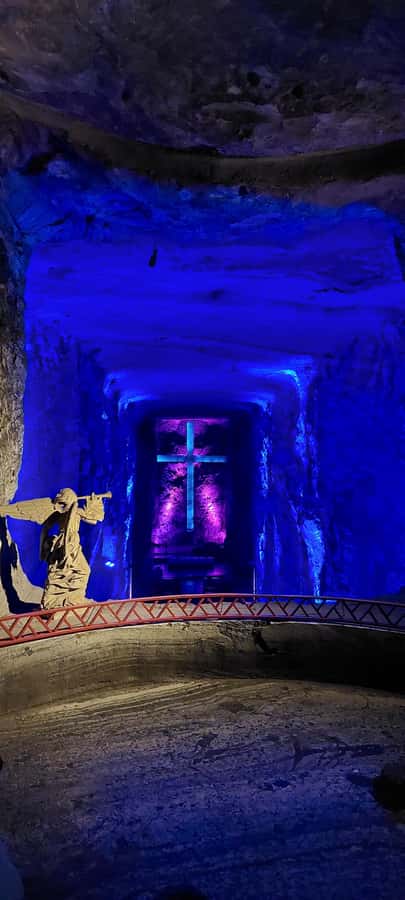 Guatavita Lagoon + Casa loca + Pueblo+ Salt Cathedral - Guatavita Lagoon: walking the Muisca sacred site behind El Dorado