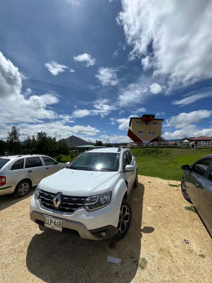 Guatavita: Tour to Guatavita Lagoon, the Village and Casa Loca - Getting to Guatavita from Bogotá: a private day that stays comfortable