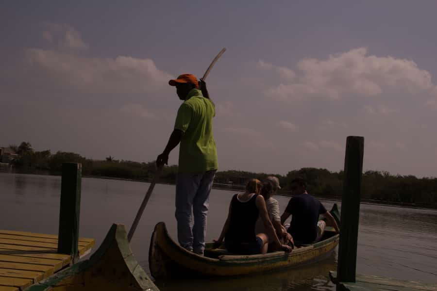 La Boquilla: 3-Hour Canoe Tour through the Mangroves - What to bring for comfort and photos (without overpacking)