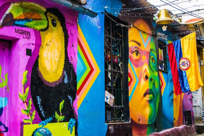 La Candelaria Walking Private Tour (3 Hrs.) - Entrance Fees Included: Why That Matters in a Historic Center
