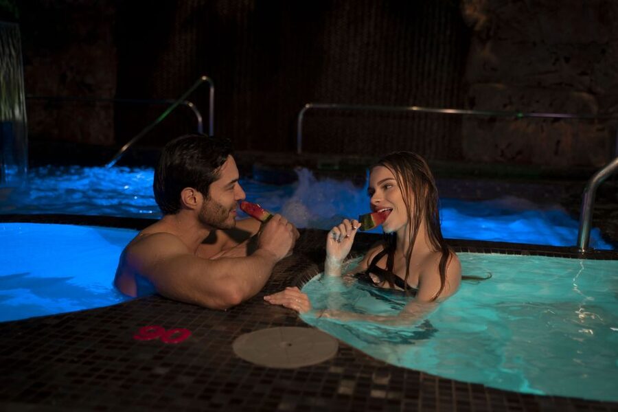 MedelIín: Full Body Massage and Water Therapy Experience - Who this spa day fits best, and who should skip it