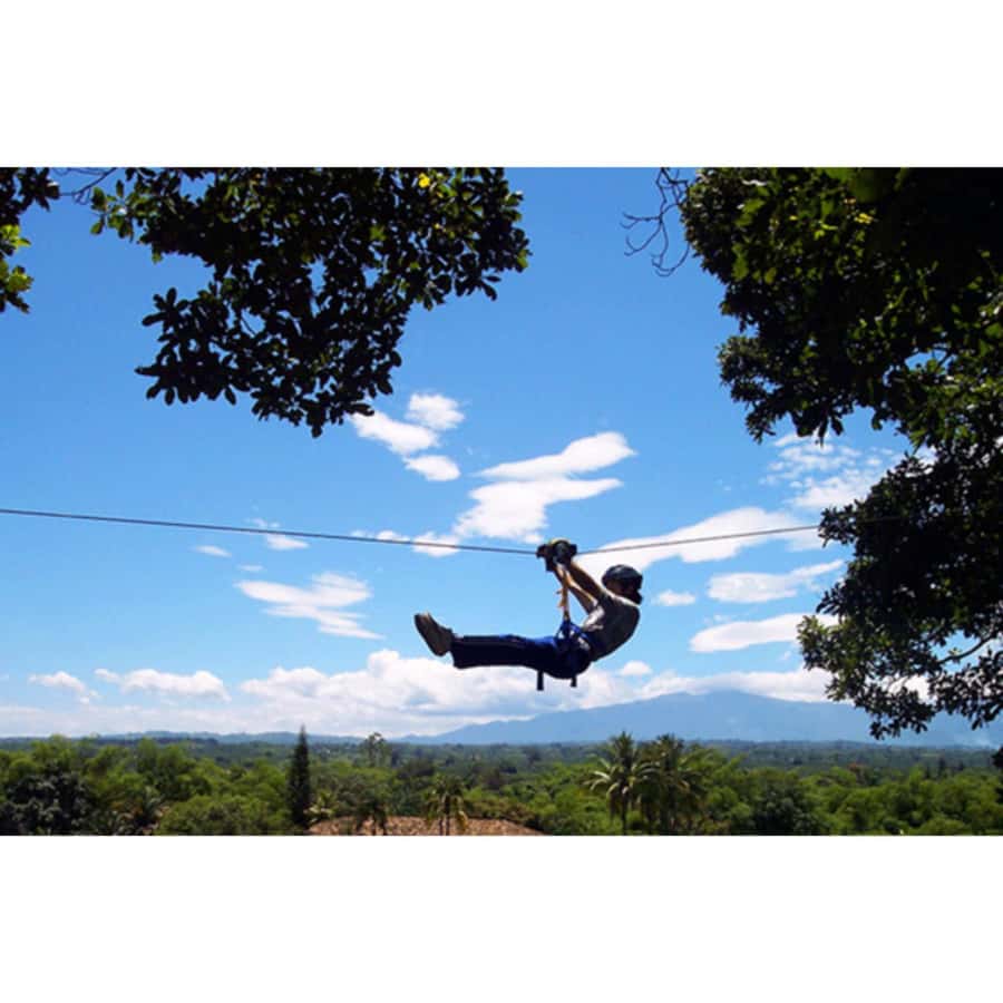 Medellin: 4-Hour Zip-Line Adventure - The La Ceja Cable Car Stop, A Scenic Pace-Reset