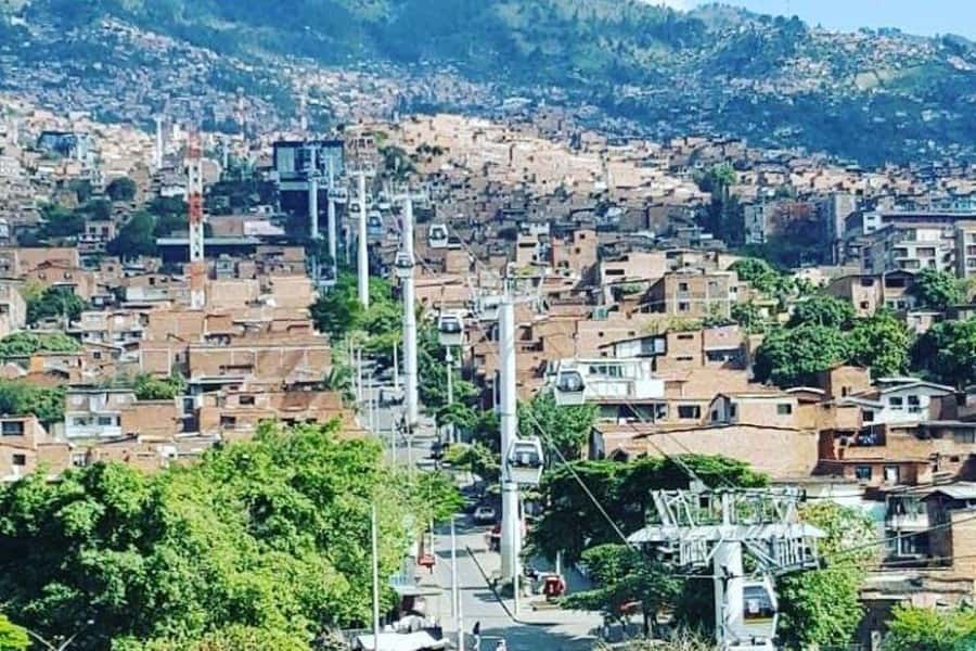 Medellín: 5.5-Hour Guided Private City Tour - Hotel pickup and a private car that keeps the day moving