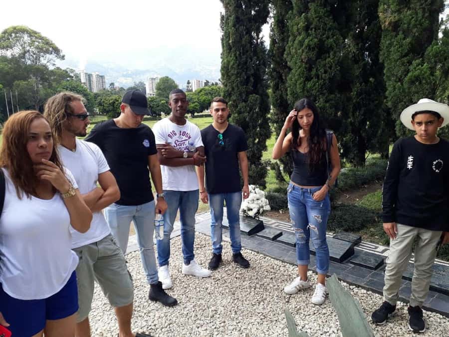 Medellin and Guatape Full Day Pablo Escobar Tour - Key things you should know before you go