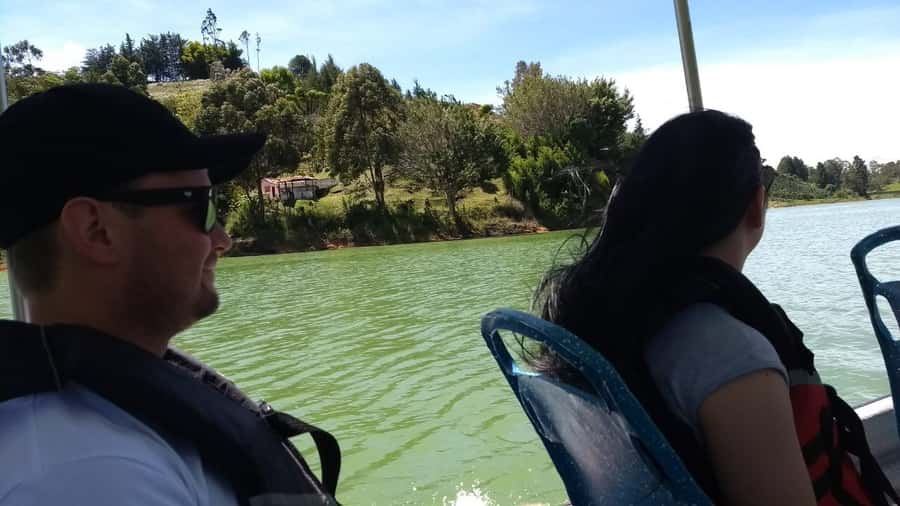 Medellin and Guatape Full Day Pablo Escobar Tour - Finca La Manuela: abandoned mansion views and a private boat ride