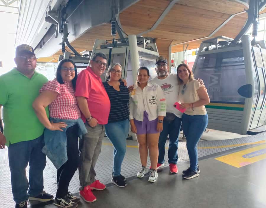 Medellín City Tour and Comuna 13 Experience - San Javier via Metro, scenic drive and a guided tour stop