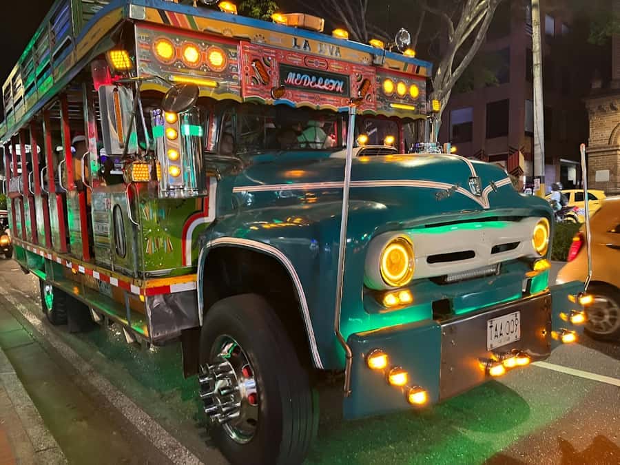 MEDELLIN: CITY TOUR CITY NIGHT TOUR + OPEN BAR - Chiva Rumbera Night Tour, 7:00 pm Start at Estación Metro Estadio