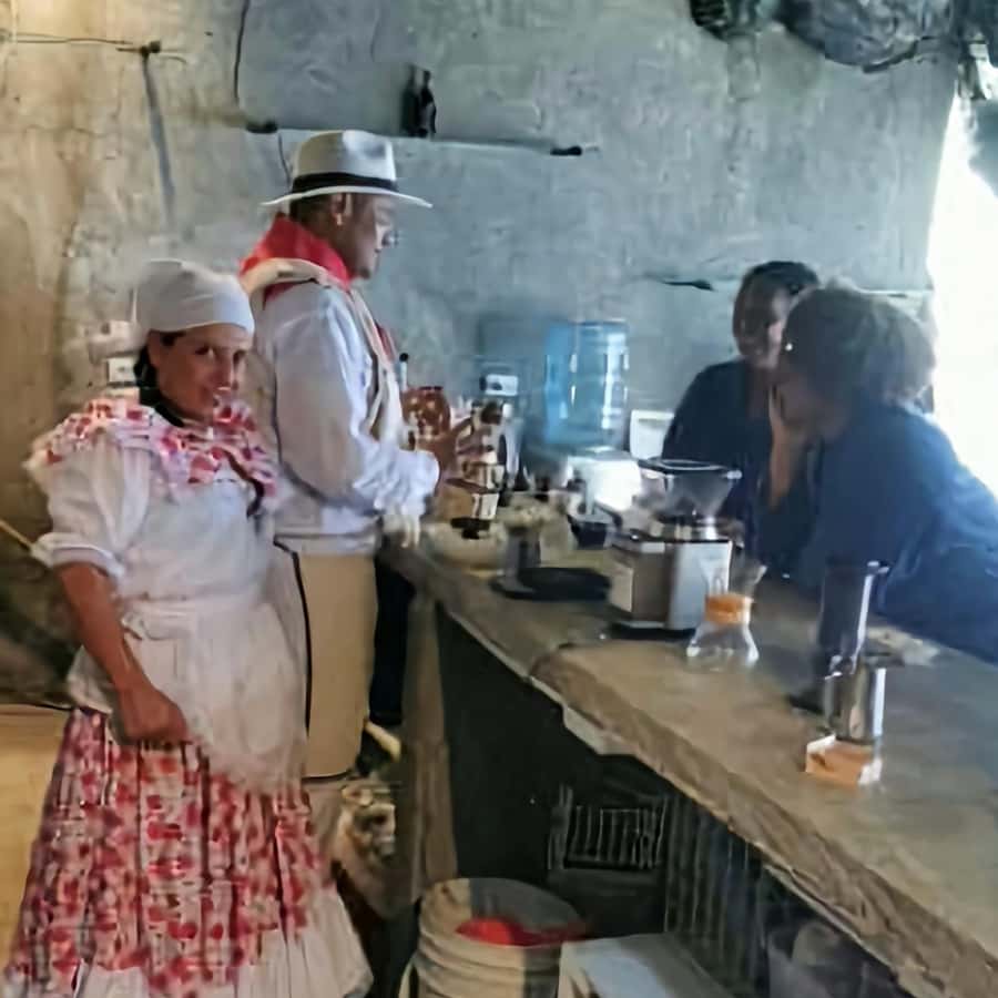 Medellin: Coffee Farm Tour & Spa with Overnight Glamping - Coffee wellness spa: massage, scrub, facial mask, and who performs it