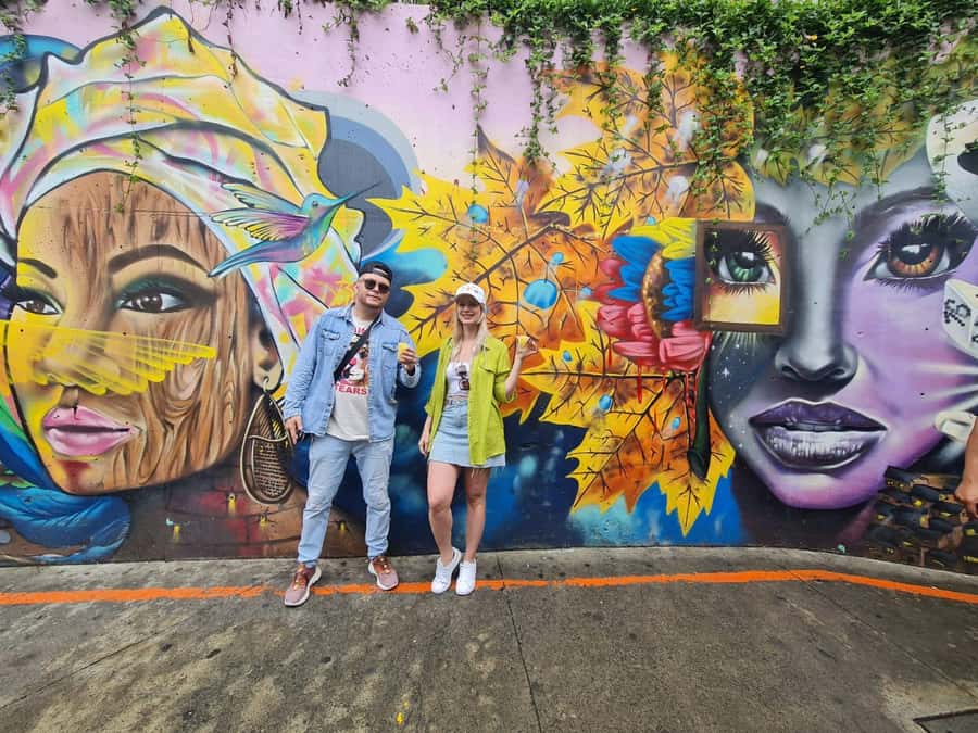 Medellín: Comuna 13 District Tour with Cable Car Ride - How hard is it? Stairs, walking, and who should book