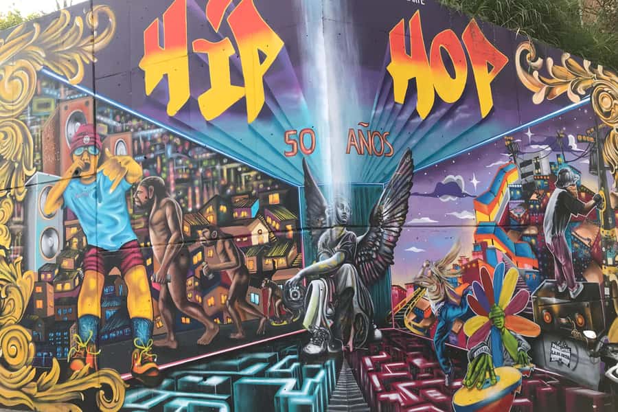 Medellín: Comuna 13 (Graffitour) Discover the Transformation - Why Comuna 13’s murals hit harder than Instagram