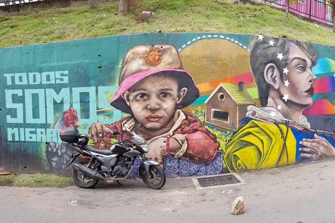 Medellín & Comuna 13 Private Tour - Timing and pacing: a 3 to 4 hour tour that stays efficient