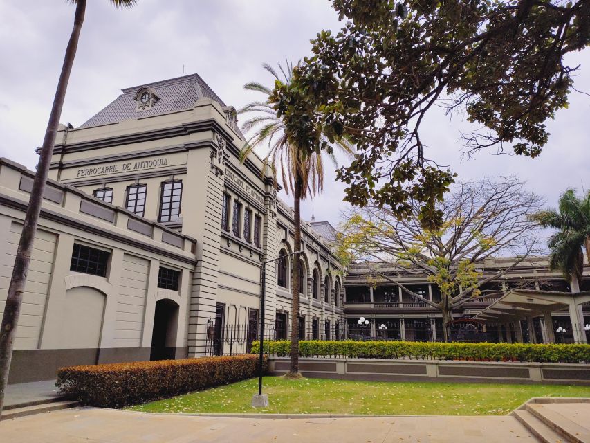 Medellin downtown: History and culture through fun stories - The Palace of Culture terrace is where Medellín clicks