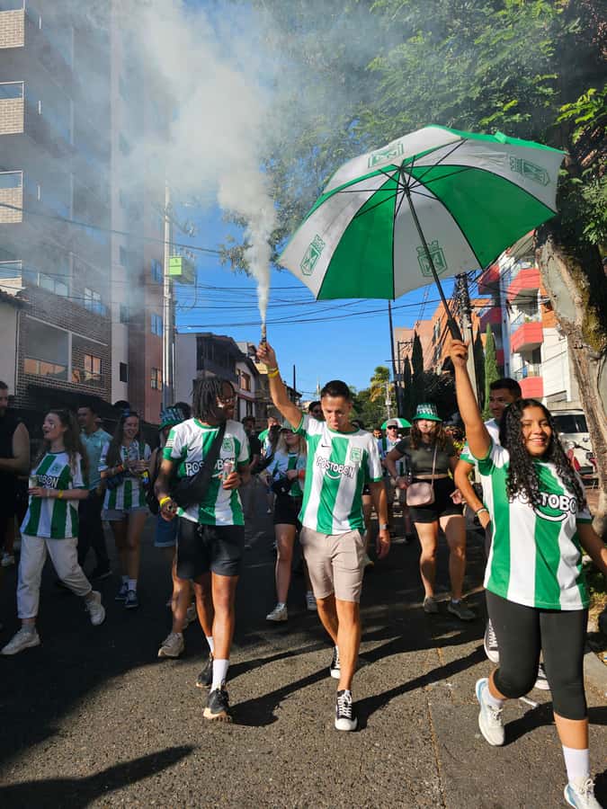 Medellin: Football Tour with Match Tickets and Pre-Game - The walk to Atanasio Girardot Stadium (and why it’s worth it)