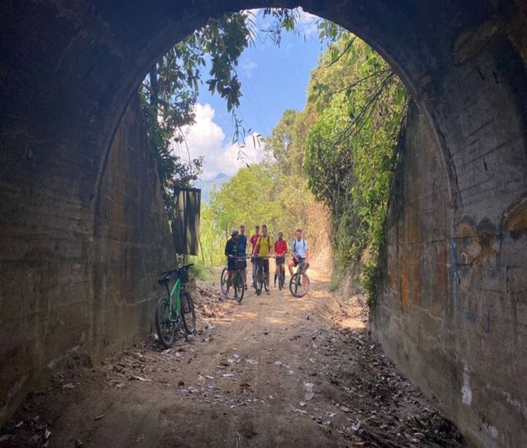 Medellín: Full-Day Mountain Bike Tour with Lunch - The riding level: mostly downhill, but not effortless