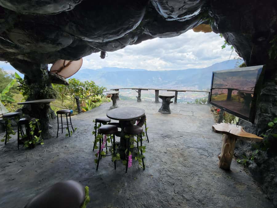 Medellin: Glamping Spa and coffee tour Experience - Ancestral Cave BBQ and the Coffee Bonfire With City Views