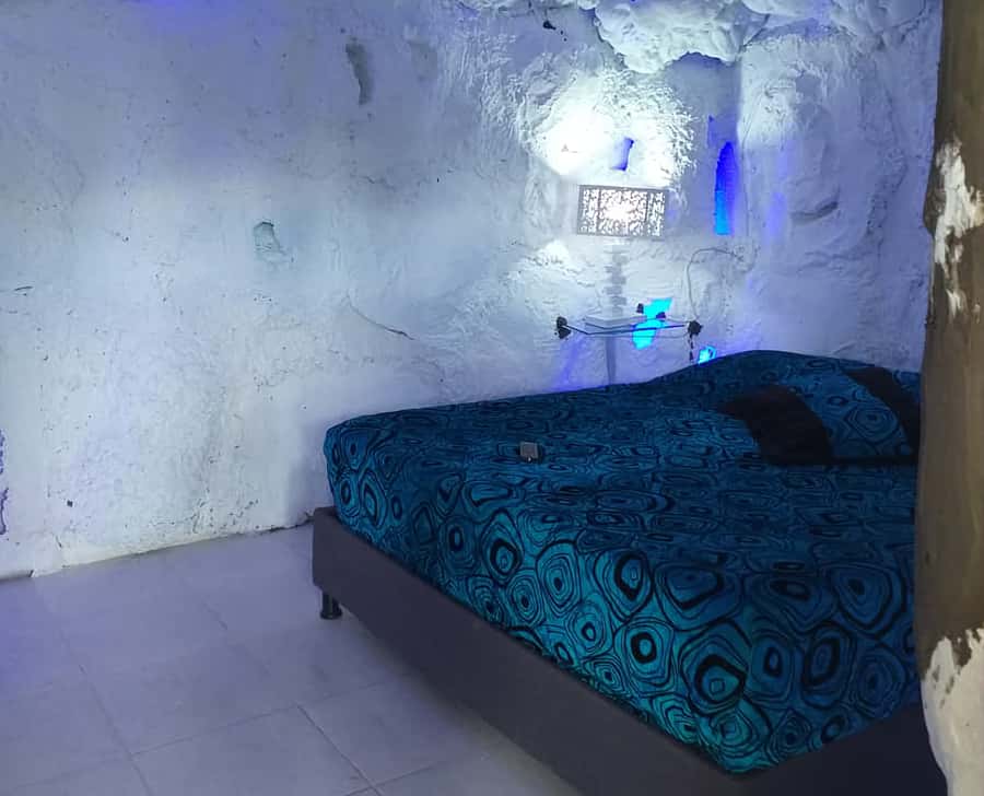 Medellin: Glamping Spa and coffee tour Experience - Coffee Temazcal and the Manatial Naox Coffee-Methods Session