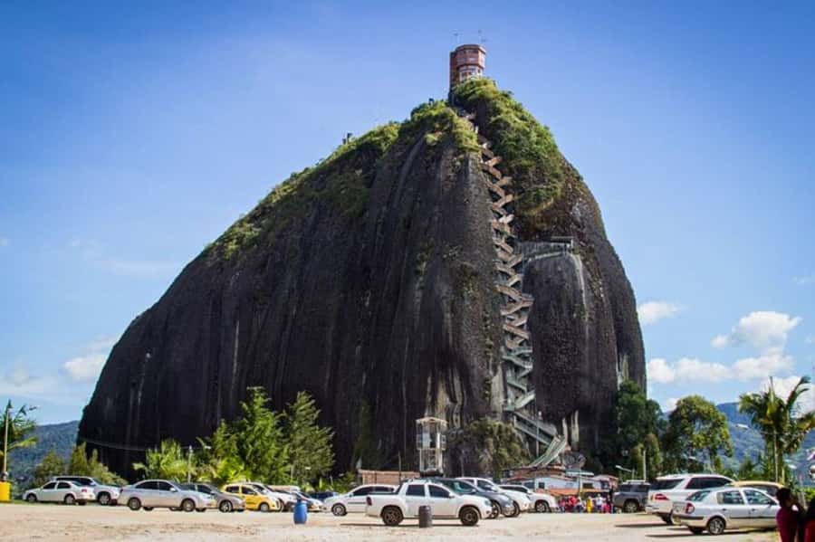 Medellin: Guatape and El Penol Rock Day Trip with Boat Ride - Getting to Guatapé: pickup points and bus timing that matter