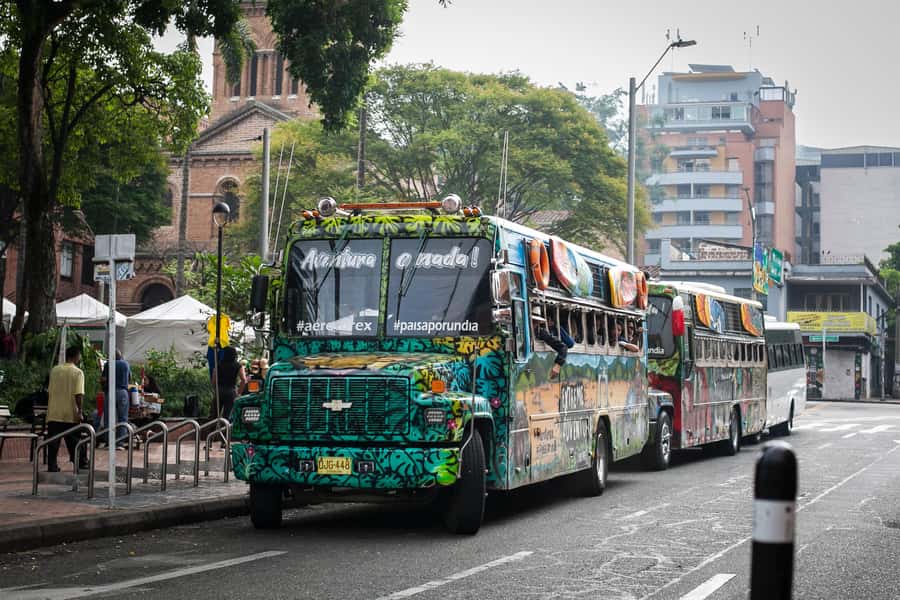 Medellin: Guatapé Day Trip & Boat to Pablo Escobar's Estate - Who should book this Medellín to Guatapé tour?
