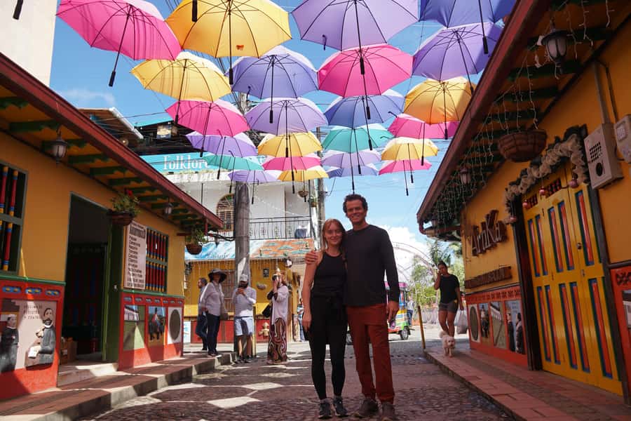 Medellín: Guatapé Private Tour with Helicopter & Boat Ride - Quick hits to know before you book