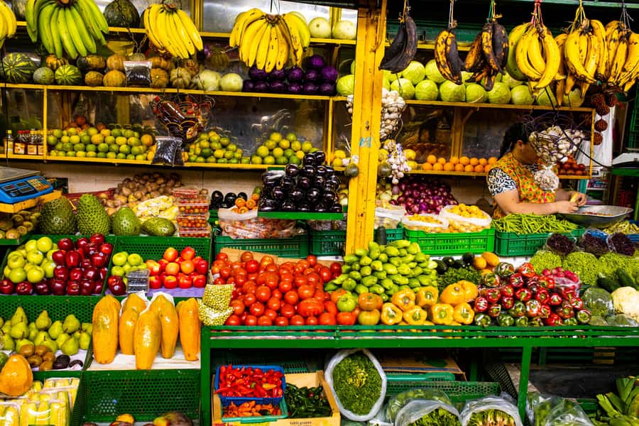 Medellín Multi-sensory Tour in the market, +15 Exotic Fruits - The 2.5-hour morning flow, and how to not feel rushed