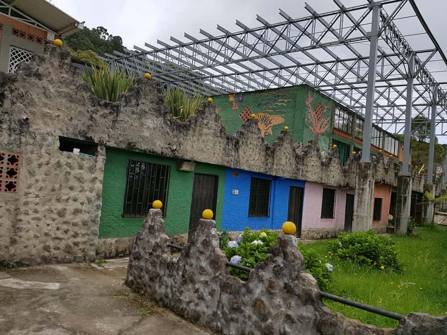 Medellín: Pablo Escobar Jail Private Tour - The Last House Where Escobar Lived and Died