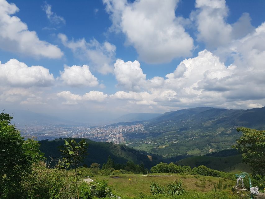 Medellín: Pablo Escobar Jail Private Tour - Price at $135: What You Get (and What You Don’t)