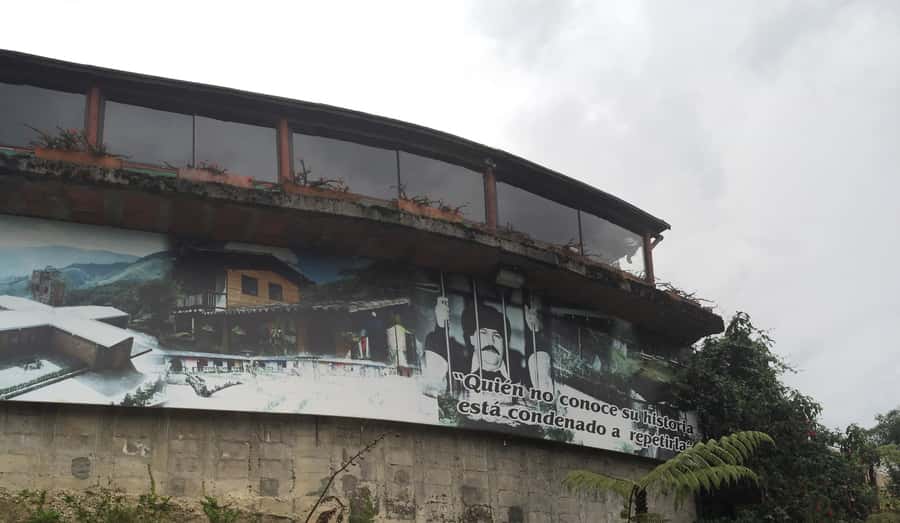 Medellín: Pablo Escobar Jail Private Tour - Your 4-Hour Private Tour, From Pickup to Main Stops