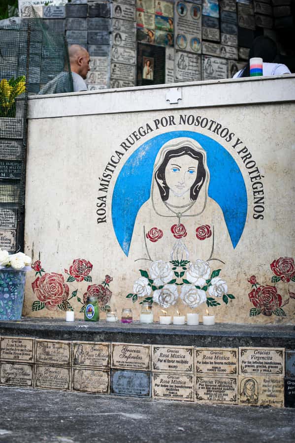 Medellín: Pablo Escobar Tour with Guide and Transportation - The Antioquia scenic pass: short views, useful framing