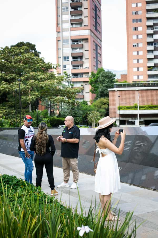 Medellín: Pablo Escobar Tour with Guide and Transportation - Montesacro Cemetery: where the story turns personal