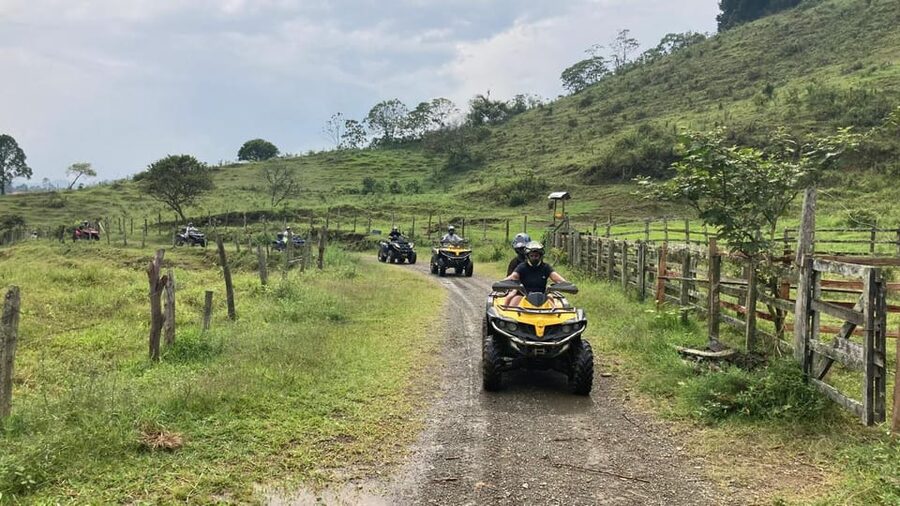 Medellin: Private ATV TOUR 1.5H - Snacks, bottled water, and the beer or soft drink finish