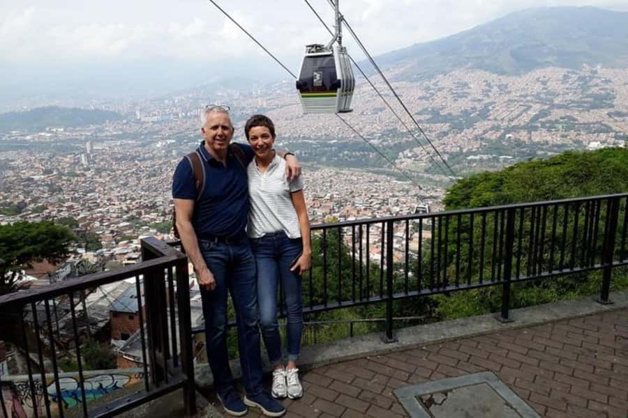 Medellín: Private Pablo Escobar and City Tour - Lunch time in Paisa country: plan for food on your own