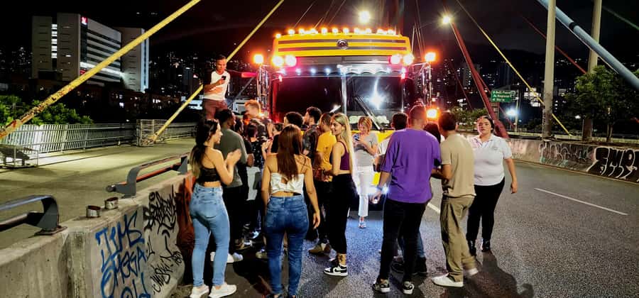 Medellin: Rumbero Party Bus with all the beer you can drink - Price and logistics, what matters for your money