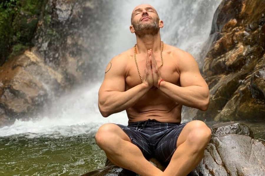 Medellín: Secret Waterfall Hike Tour with Snack and Coffee - The forest hike: where the guide’s spotting skills actually pay off