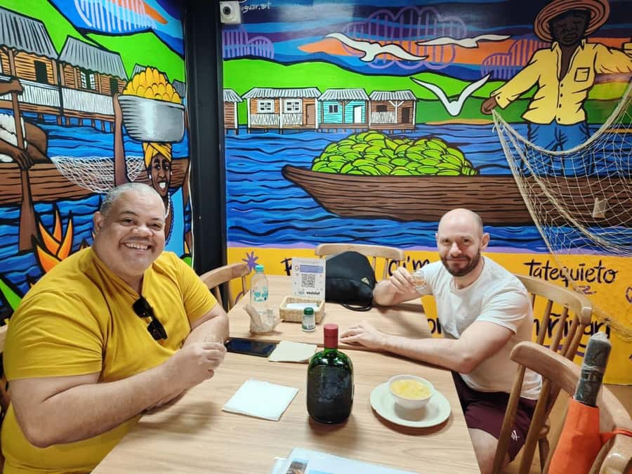 Medellín: Street Food Tour with Local Tastings - Where you meet, and how you stay oriented