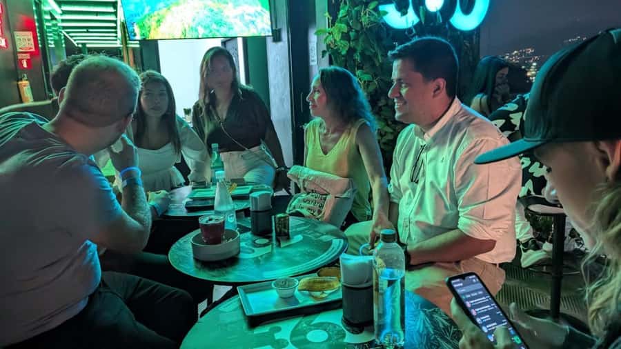 Medellin: tasting Street Food with Rooftops of El Poblado - The flow of your evening, from Los Patios rooftop to Masaya