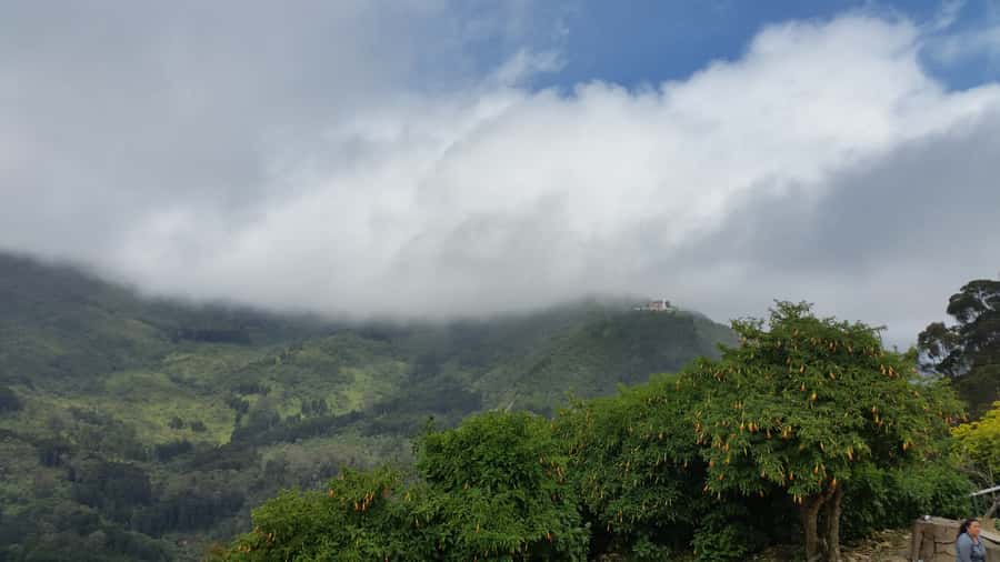 Monserrate Express tour 3 hrs - Guided Entry to Monserrate Sanctuary Without the Waiting