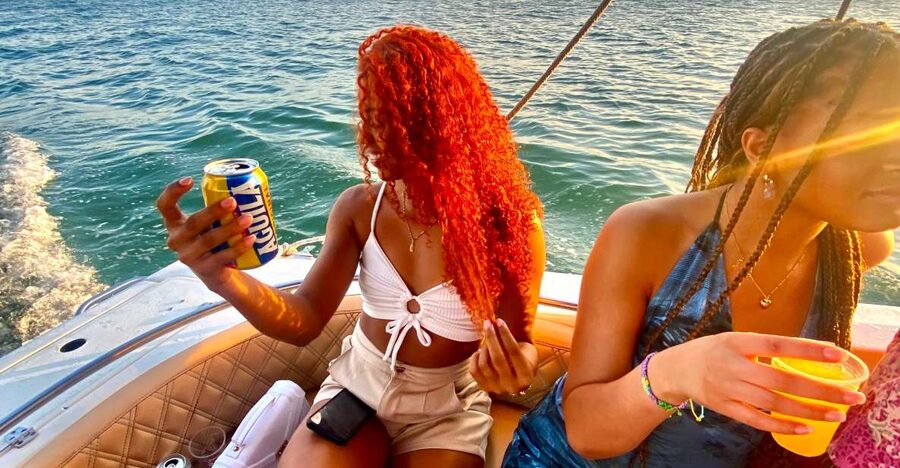 Nightlife: sunset boat party + tour of the old town - Drinks, Music, and the Included Open Bar Value