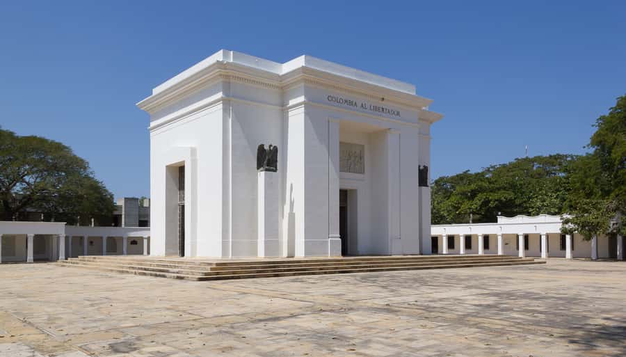 Old Town and Quinta Pedro Alejandrino Santa Marta City Tour - Gastronomic experience included, but plan for lunch on your own