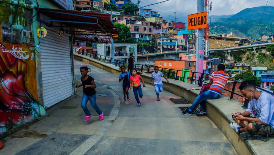 pablo, comuna 13 & cable car express tour - Hotel pickup and the quick orientation on how Medellín moves